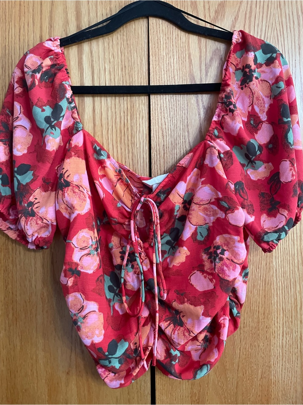 H&M Red Floral Tie-Front Puff Sleeve Blouse
